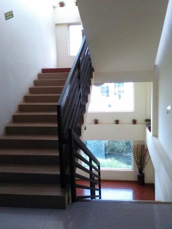 Hotel 99 Pyin U Lwin Zimmer foto