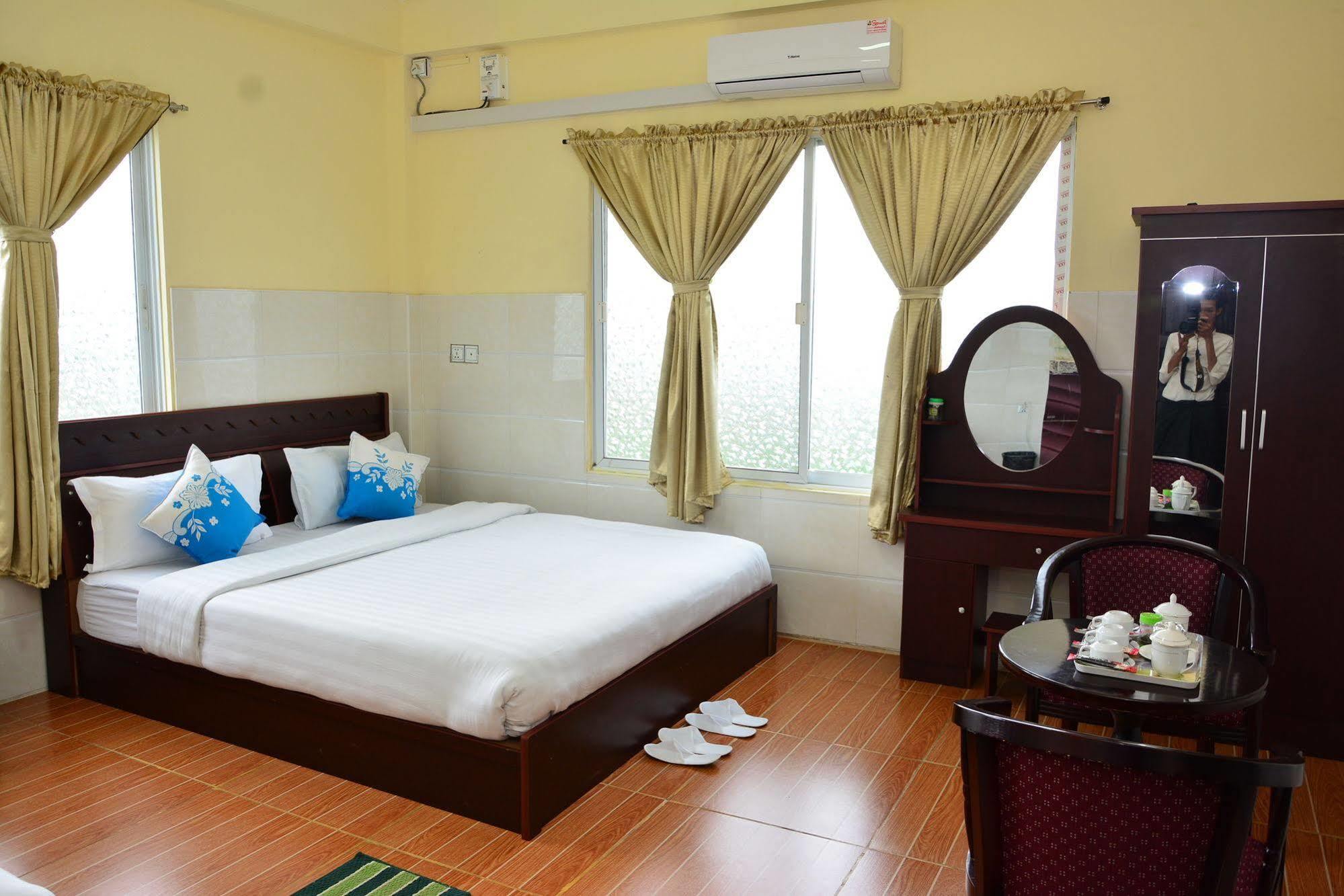 Hotel 99 Pyin U Lwin Exterior foto