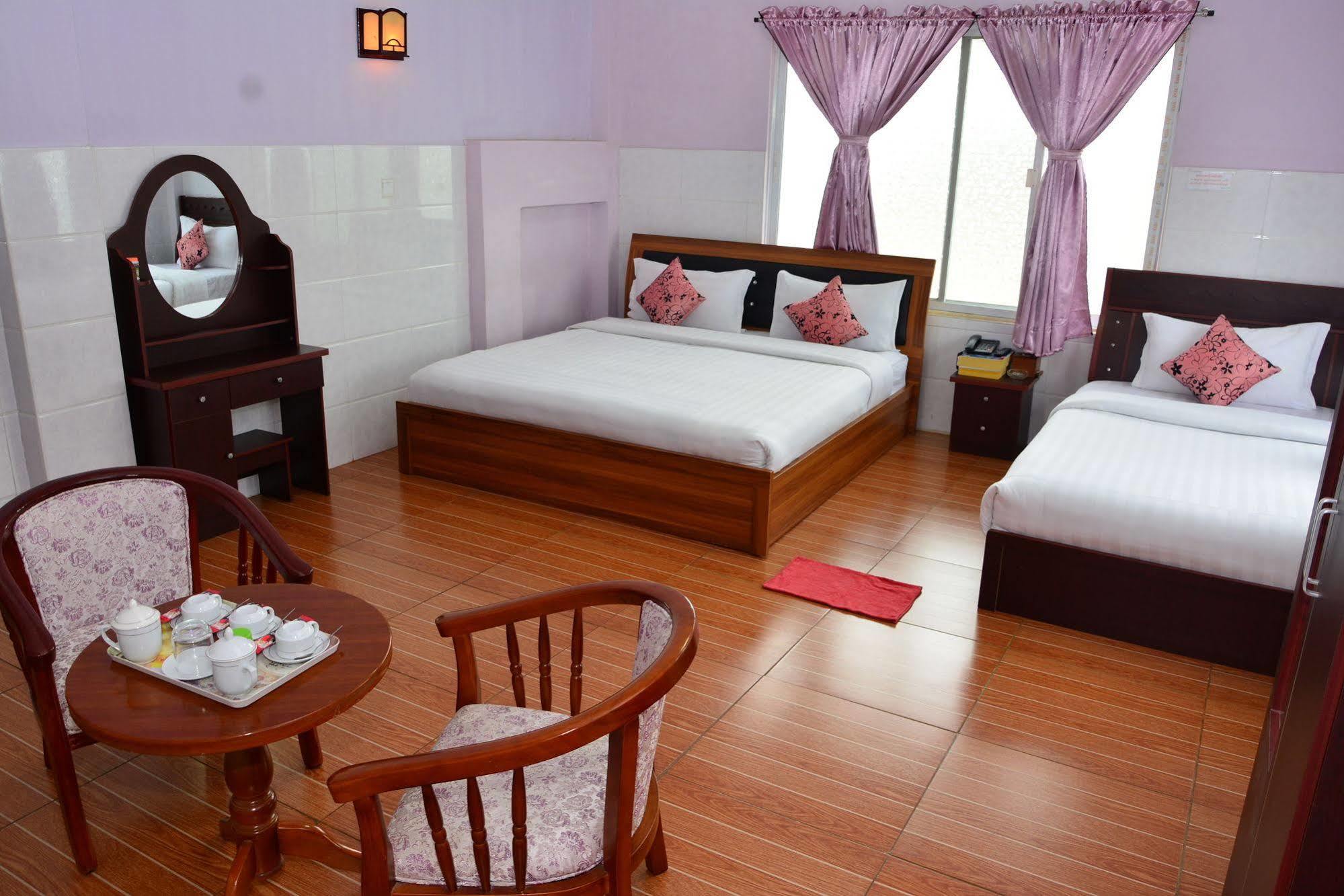 Hotel 99 Pyin U Lwin Exterior foto