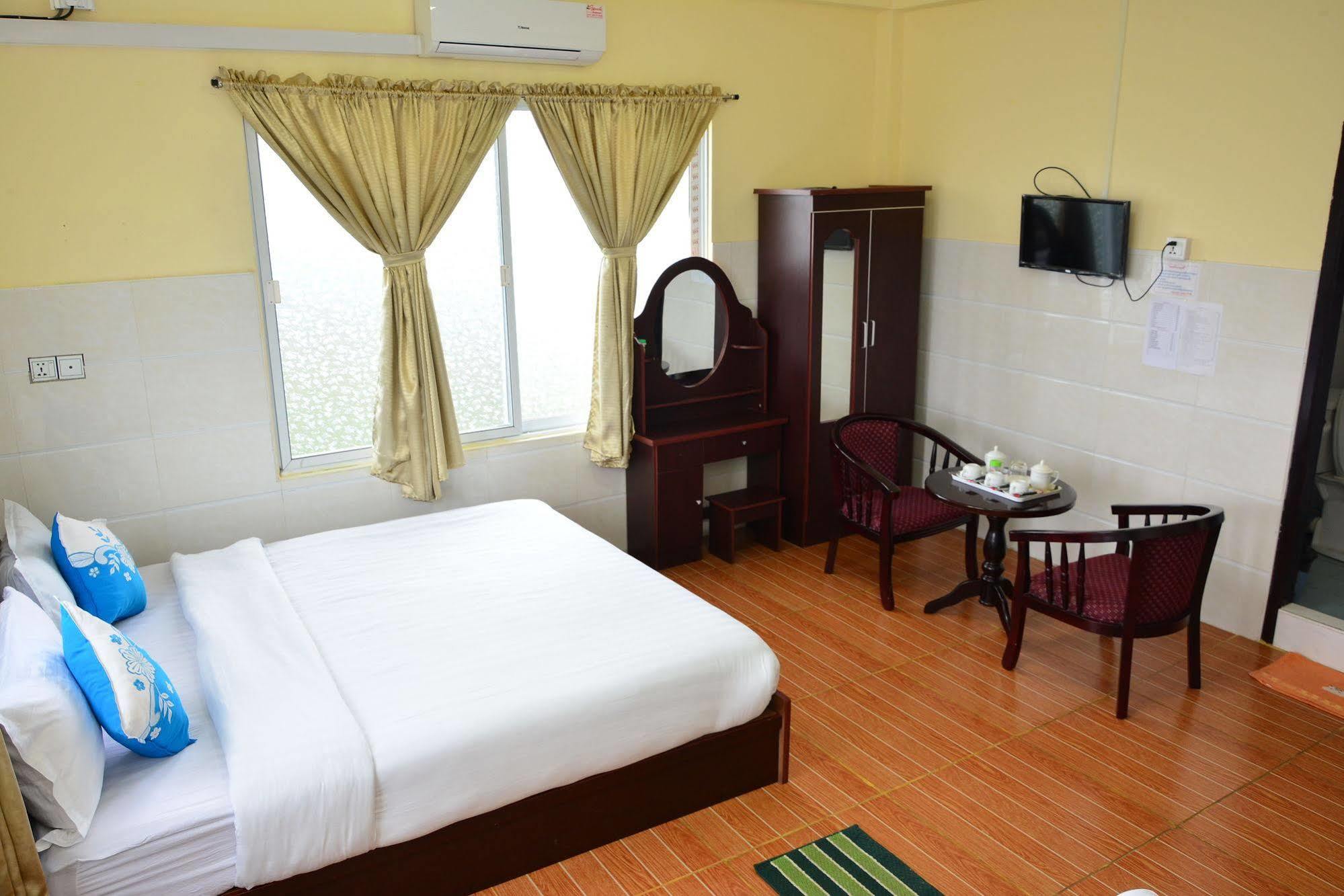 Hotel 99 Pyin U Lwin Exterior foto